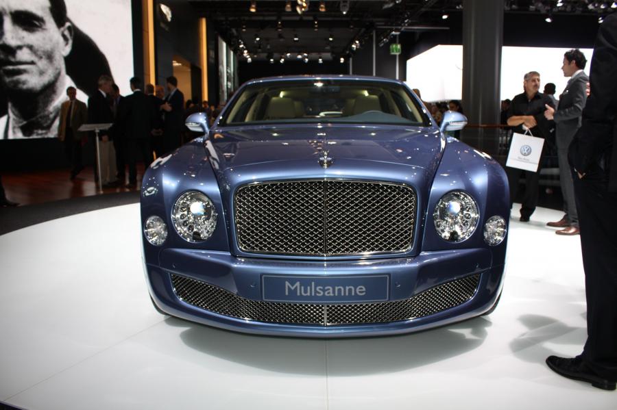  Bentley Mulsanne 2010 года  (фото 111 из 262)